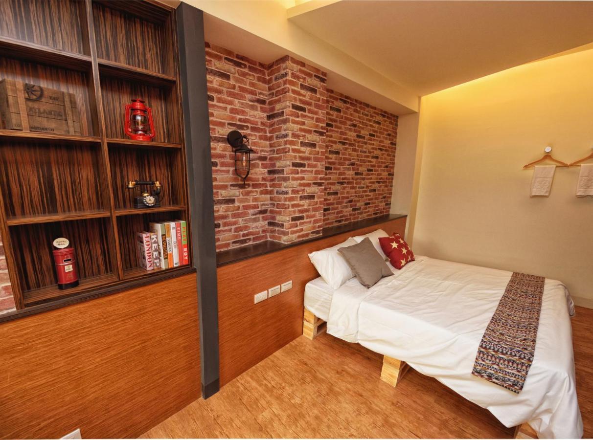 Owl Inn Tainan Dış mekan fotoğraf